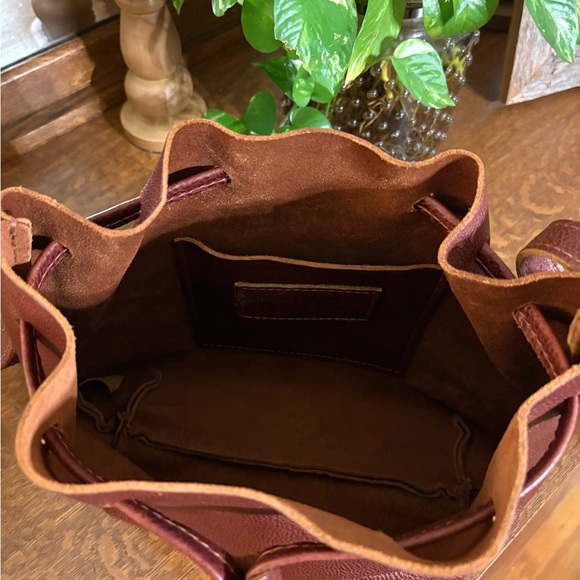 Portland Leather Brown Bucket Bag - Picture 5 of 9